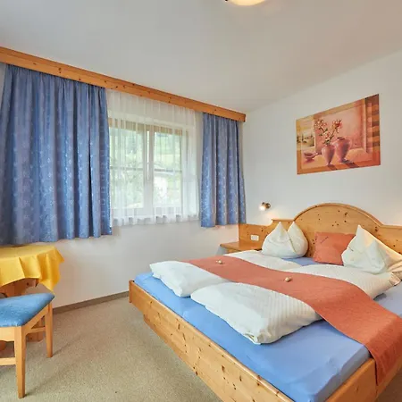 Sauschneid Hof 公寓